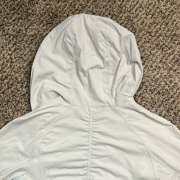 Lululemon Reversible Define Jacket - Picture 10 of 14